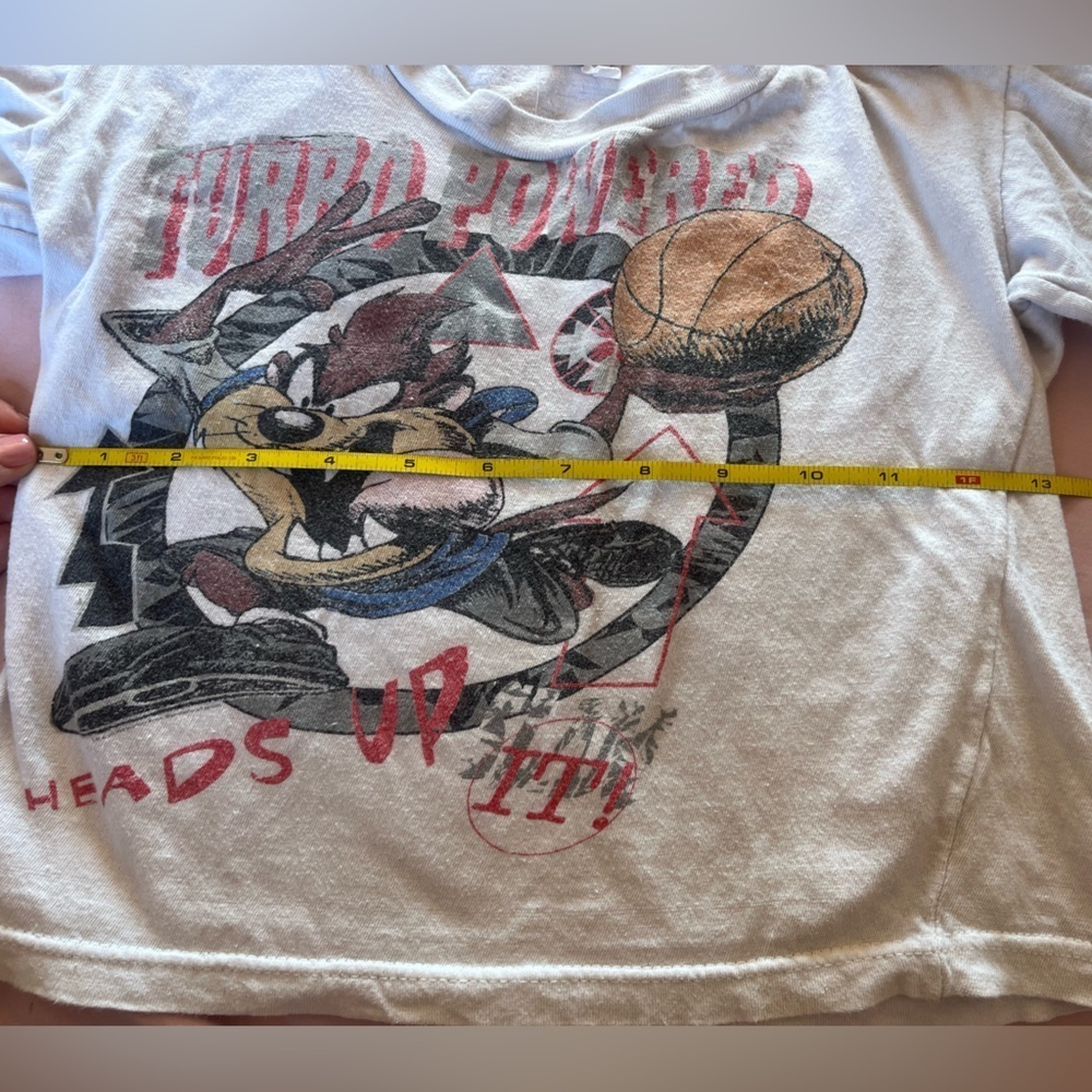 Vintage Looney Tunes Taz Basketball T-Shirt - Picture 7 of 7